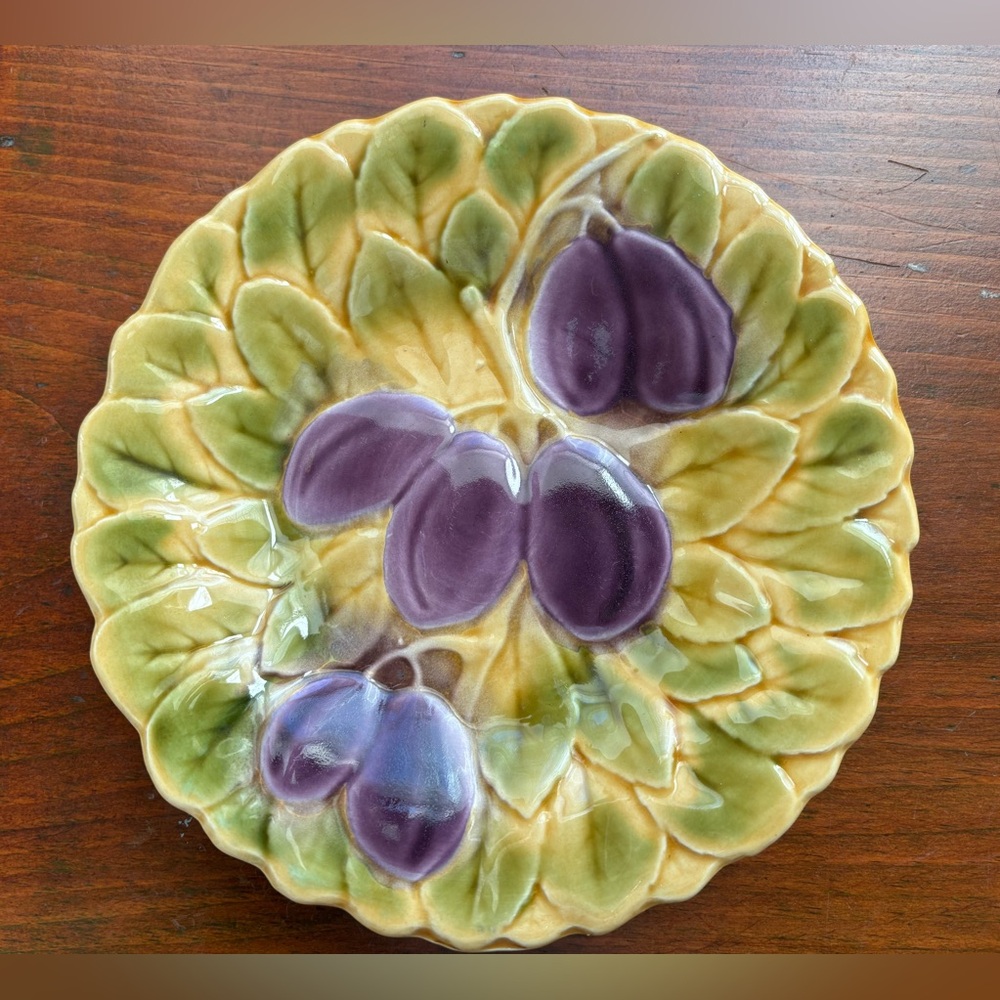 Antique/vintage Sarreguemines French majolica plates, 4 in excellent condition. - Picture 3 of 6